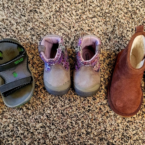 Stride Rite, Baby Bear Paws, Teva Sandals - Picture 7 of 15